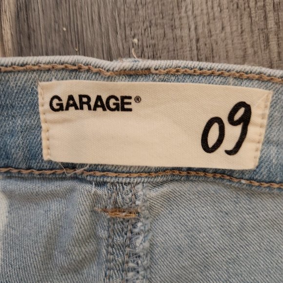 Jeans - Picture 3 of 3